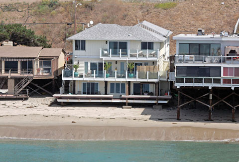 Malibu celebrity homes