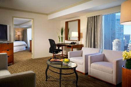 SanFrancisco-Westin-San-Francisco-Market-Street-Diplomat-Suite-westinsanfranciscoliving