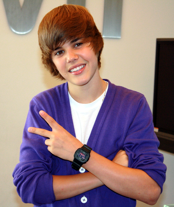 justin bieber bowl cut. July 25: Justin Bieber
