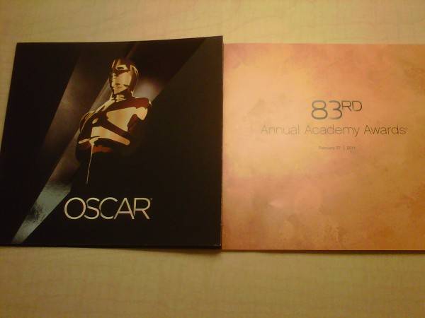 Guests were give the official Oscar program as souvenir.