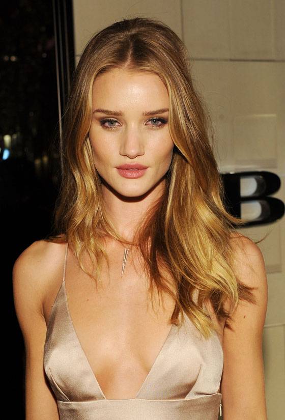 British actress Rosie HuntingtonWhiteley hosted a cocktail party with