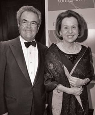 CARLOS AND ROSA DE LA CRUZ