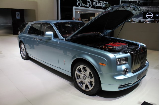 rolls-royce-phantom_100342200_m