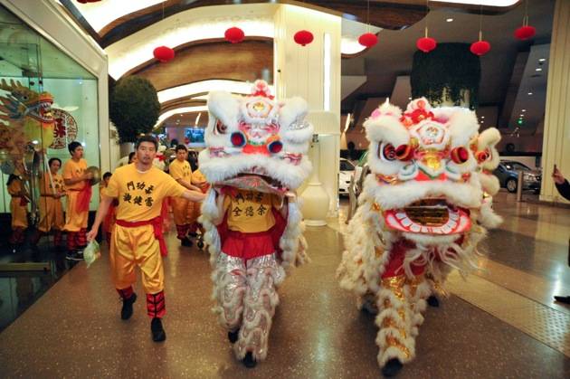Lions walking throughout The Cosmopolitan for Chinese New Year