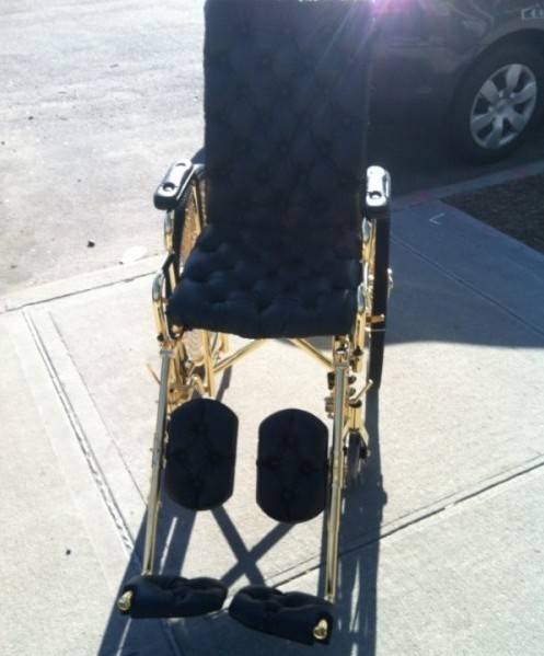 lady-gaga-24k-gold-wheelchair-8-600x804