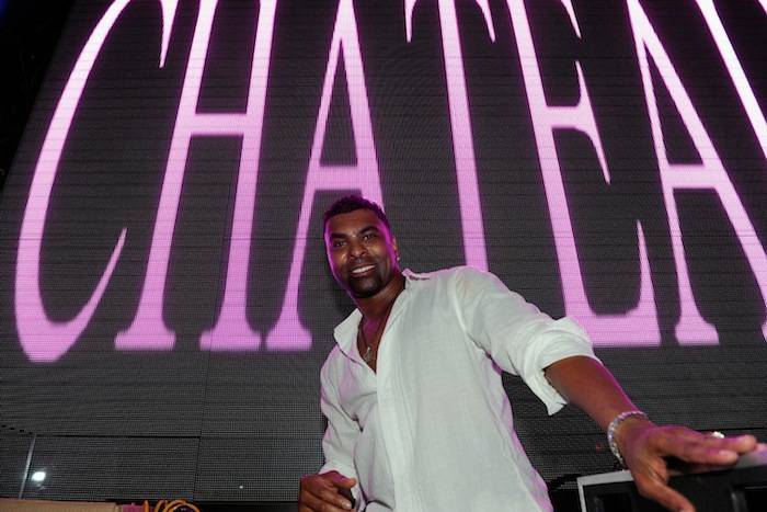 Ginuwine performs at Chateau. Photos: David Becker/WireImage 