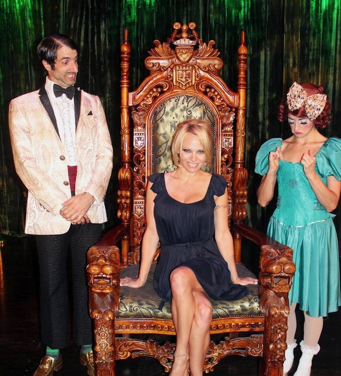The Gazillionaire, Pamela Anderson and Penny Pibbets. Photos: Spiegelworld 