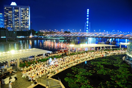 Diner en Blanc - Singapore 2012 110