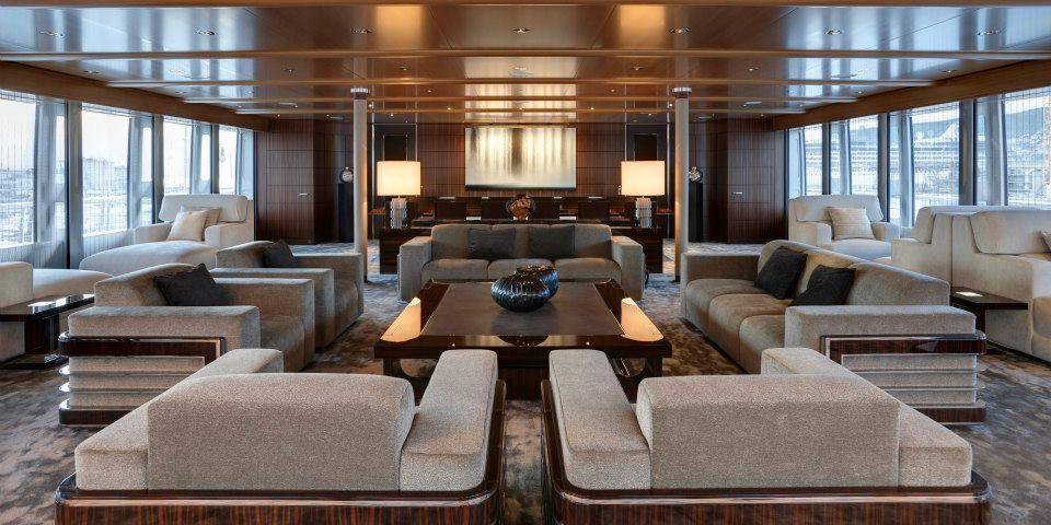 Upper-deck-Lounge