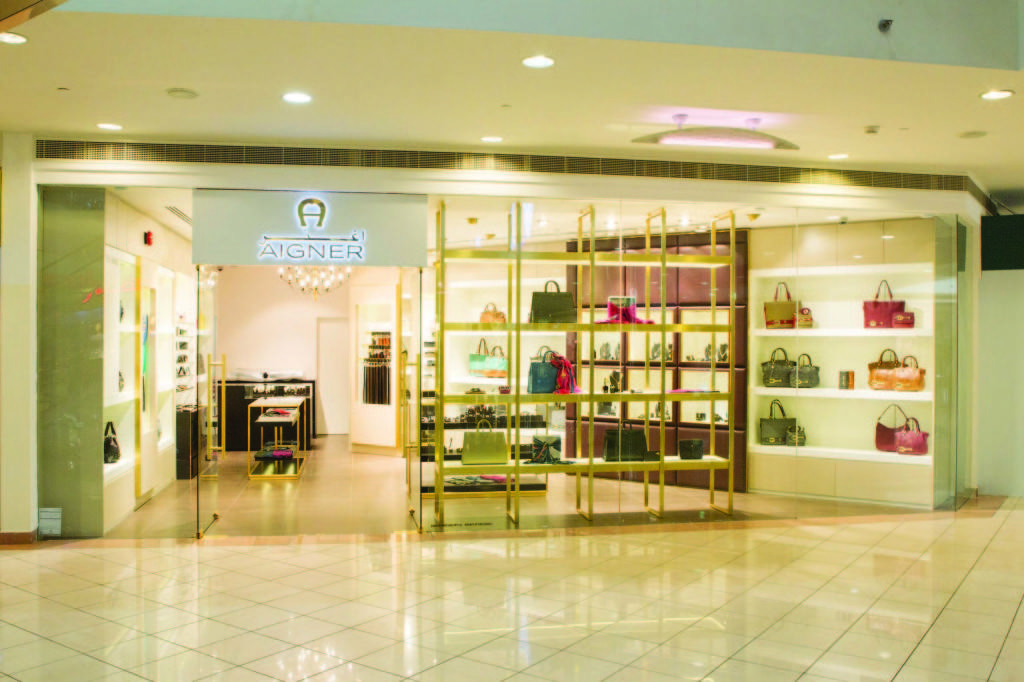 AIGNER - Marina Mall Abu Dhabi 15