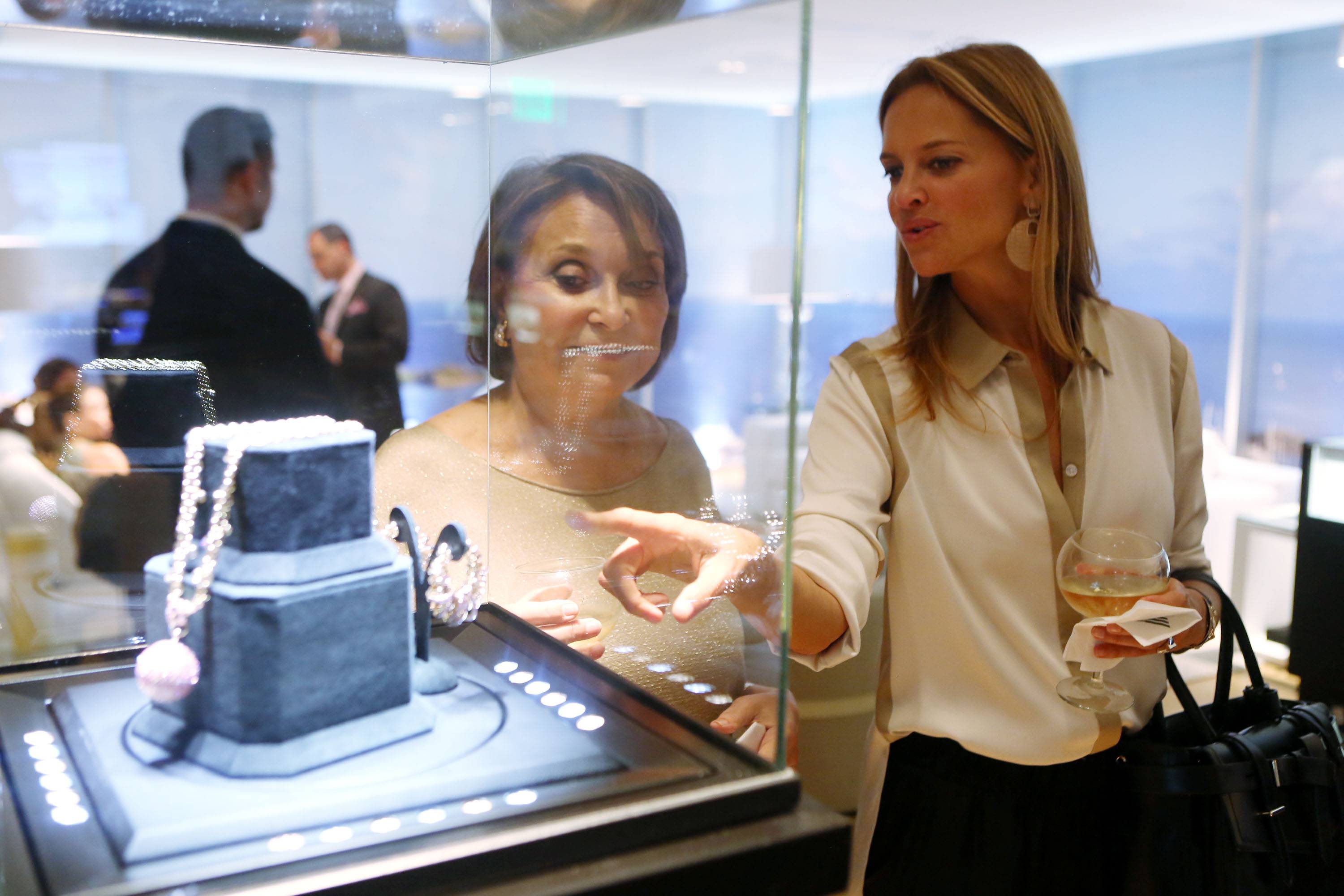Grove at Grand Bay Hosts Party with Swiss Luxury Jeweler de GRISOGONO