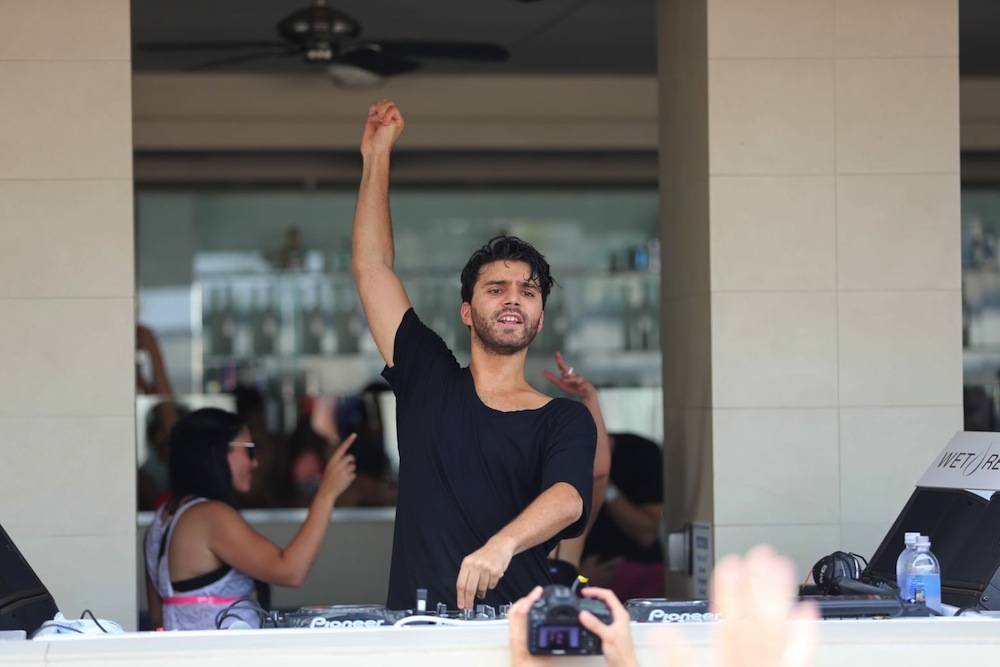 R3hab at Wet Republic. Photos: Powers Imagery LLC 