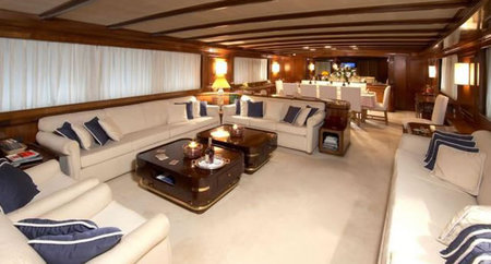 Intuition_Lady_Interior