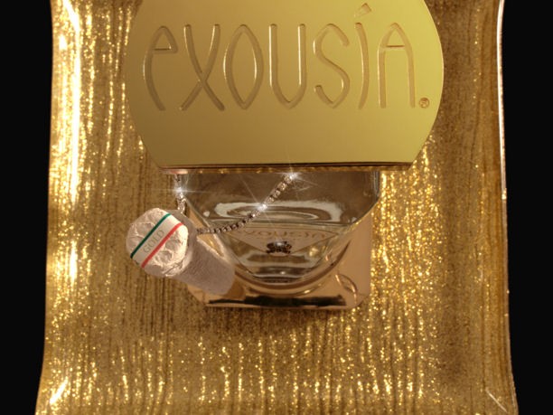 exousia-gold-24k-luxury-water-experience_40088_big