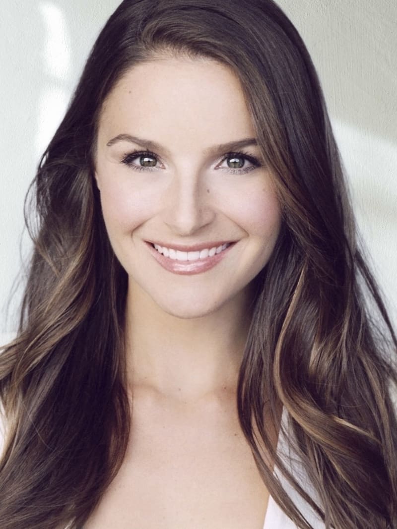 Elisa J. Lipton, luxury real estate agent in Miami Beach, Florida