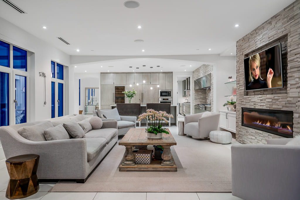 a magnificent panoramic ocean view villa in west vancouver